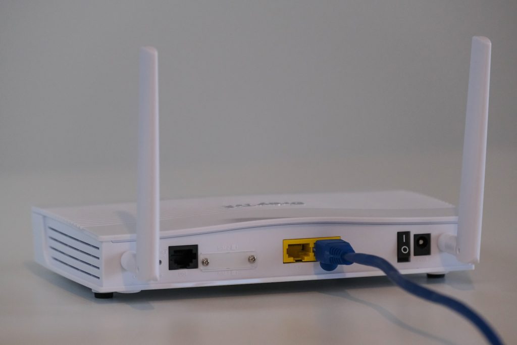 How to Boost Wifi Signal Through Walls